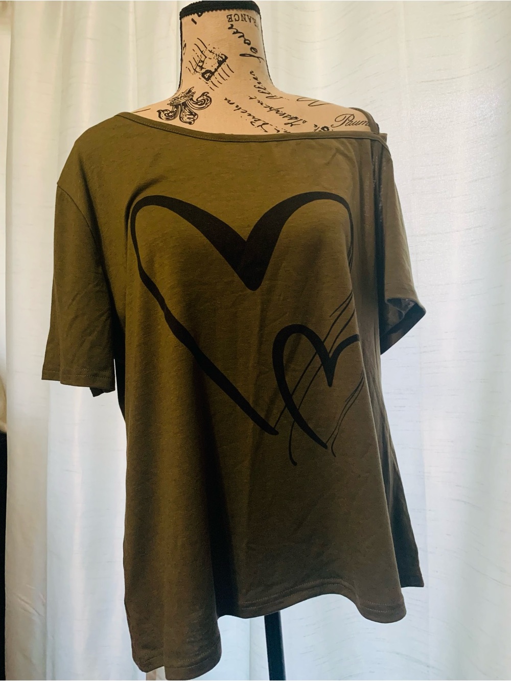 Olive Green Heart Graphic Off-Shoulder Women’s Top